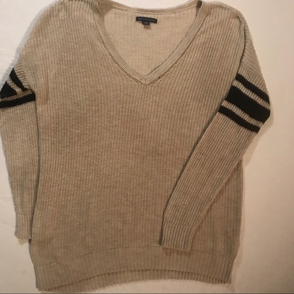 American Eagle Women’s Sweater